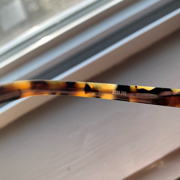 Costa Del Mar Bimini 241 Sunglasses. No case. Polarized lenses. - Picture 5 of 9